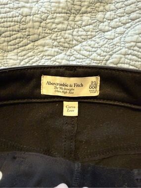 Abercrombie women's the 90s straight high-rise size 23R